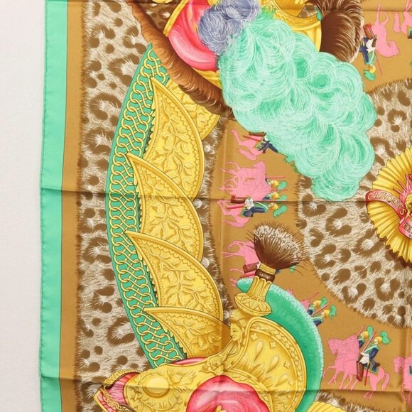 HERMES Carre 90 Scarf ""CASQUES et PLUMETS"" Silk Green Auth sw1609 - Picture 5 of 14